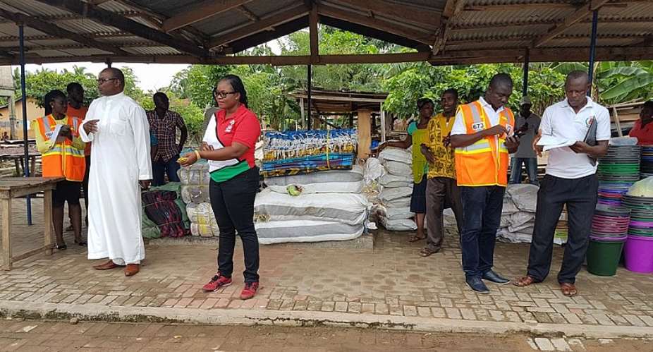 Hon Abigail Elorm Mensah donates to flood victims