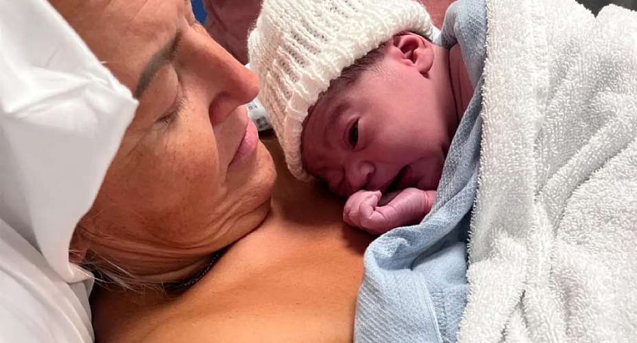 41-year-old woman who never knew she was pregnant goes to hospital to check for hernia and gives birth hours later