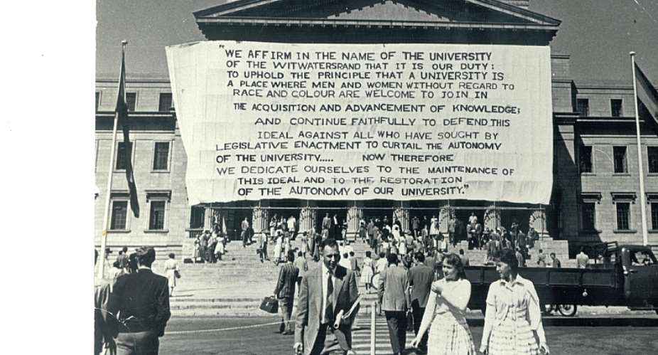 Political activities on the University of the Witwatersrand campus in 1959. - Source: Wits University