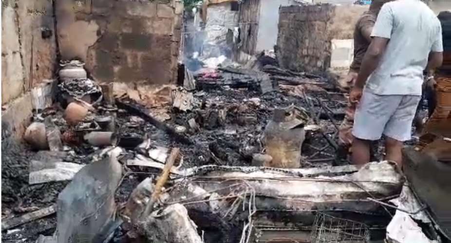 Fire razes slum at North Kaneshie, several structures and valuables destroyed