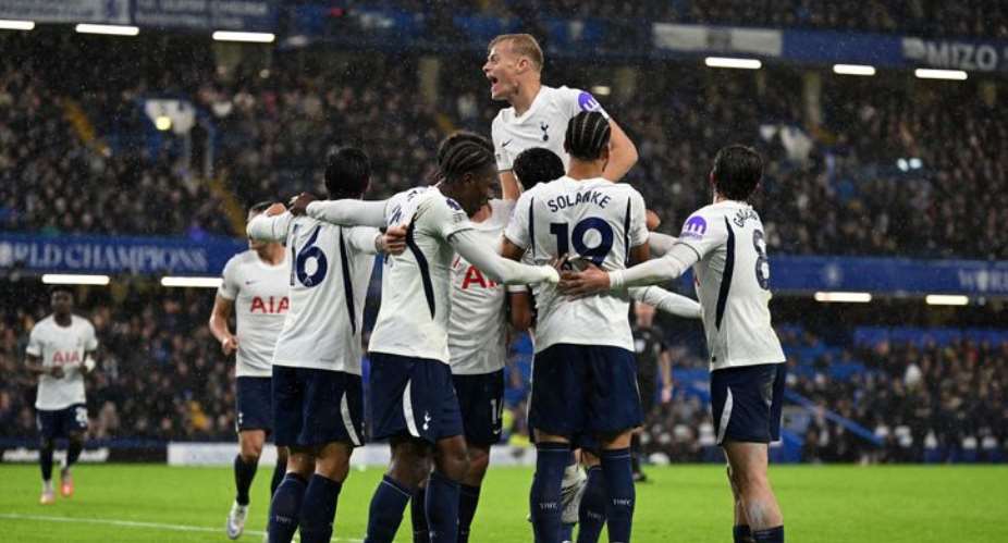 PL: Spurs record memorable win at Chelsea as Palmer sent off
