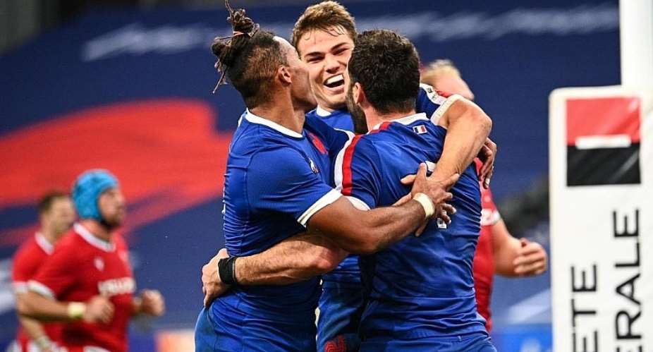 France overpower Wales ahead of Six Nations title decider against Ireland