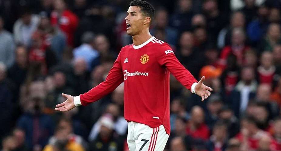 Ronaldo reacts after Manchester United mauling against Liverpool