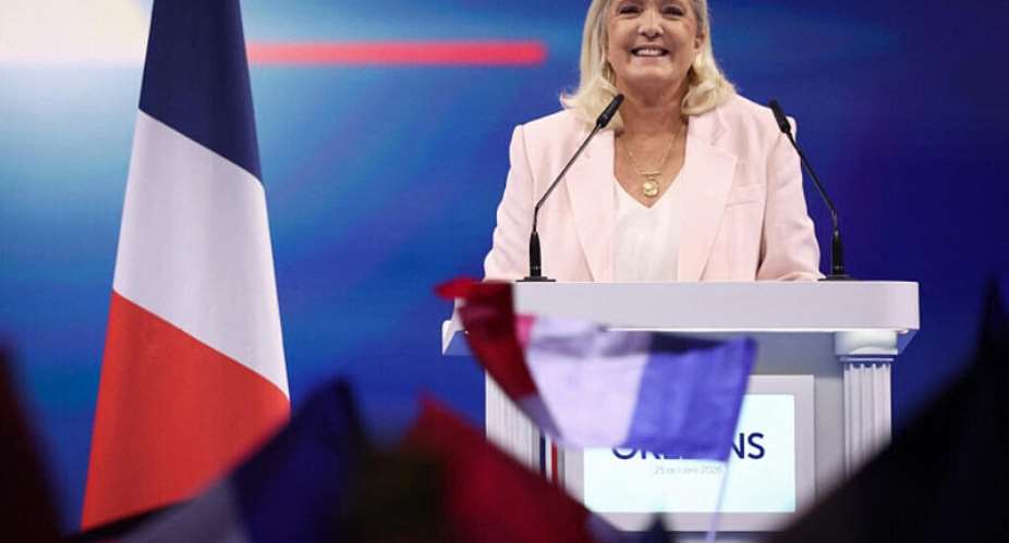 Marine Le Pen addresses the National Rally congress in Orlans on 25 October 2026, promising a national “rebirth” ahead of next year’s presidential election. -  ROMAIN PERROCHEAU / AFP