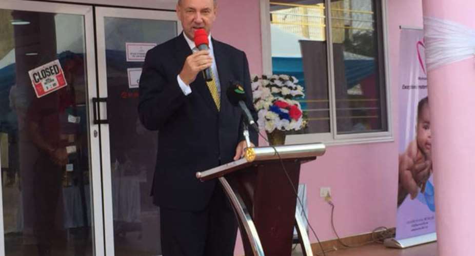 Ambassador Ron Strikker speaking at the event