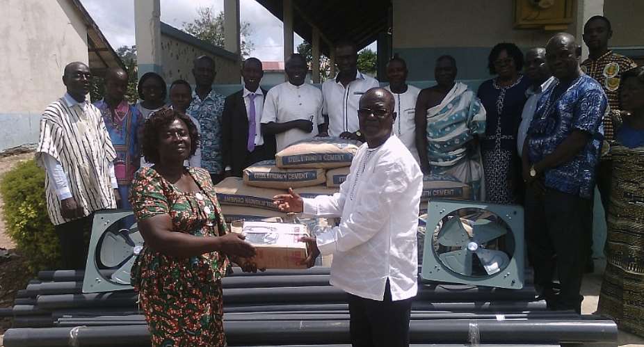 Teachers Sleep In Classroom
