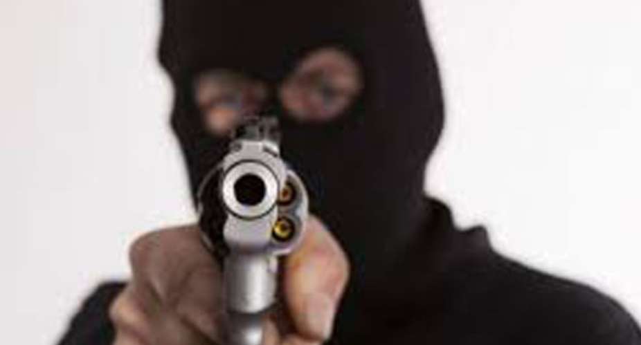 Sunyani: Unmasked Gunmen Rob Victims, Scare Onlookers