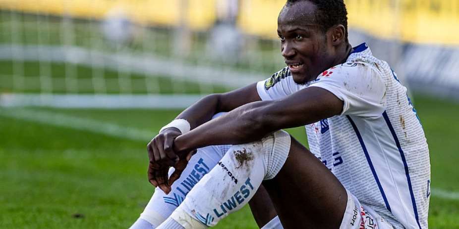 Raphael Dwamena collapses in BW Linz cup game against Hartberg but in stable condition