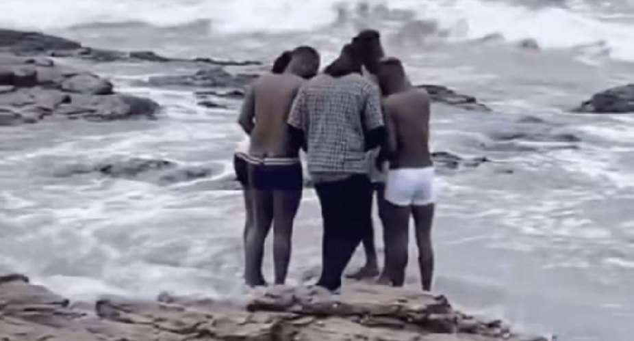 WATCH: Shatta Wale, Medikal run to the beach for 'spiritual' cleansing after bail