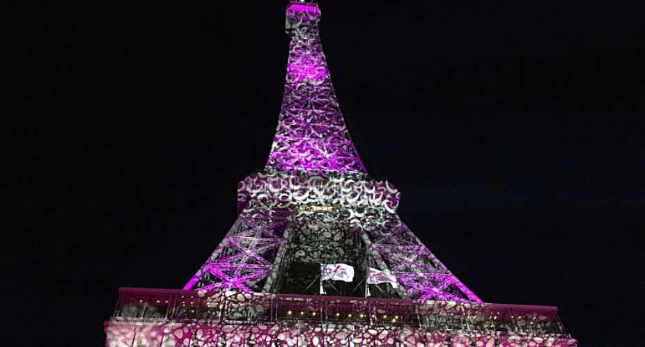 The Eiffel Tower is lit up for Pink October on 28 September, as part of France’s annual breast cancer awareness campaign. - RFI/Pierre Ren-Worms