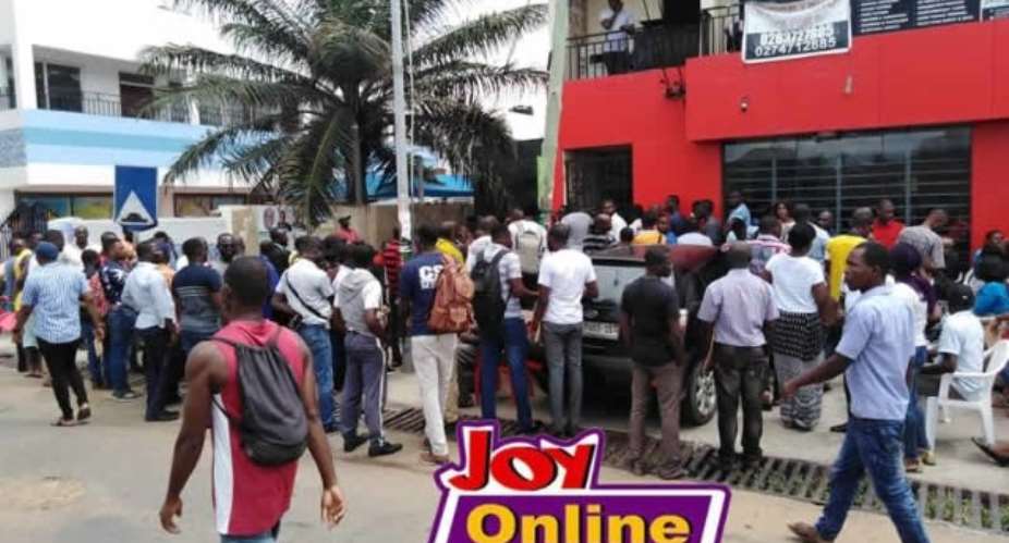 Menzgold Customer Invade Offices To Validate Claims