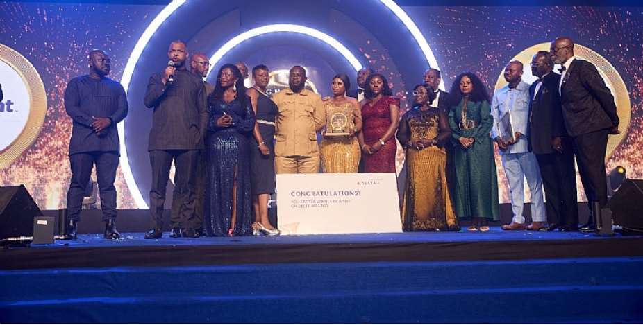 Abdul Rahman Amoadu (second from left), Managing Director of Newmonts Africa operations commends the GIPC for a successful event