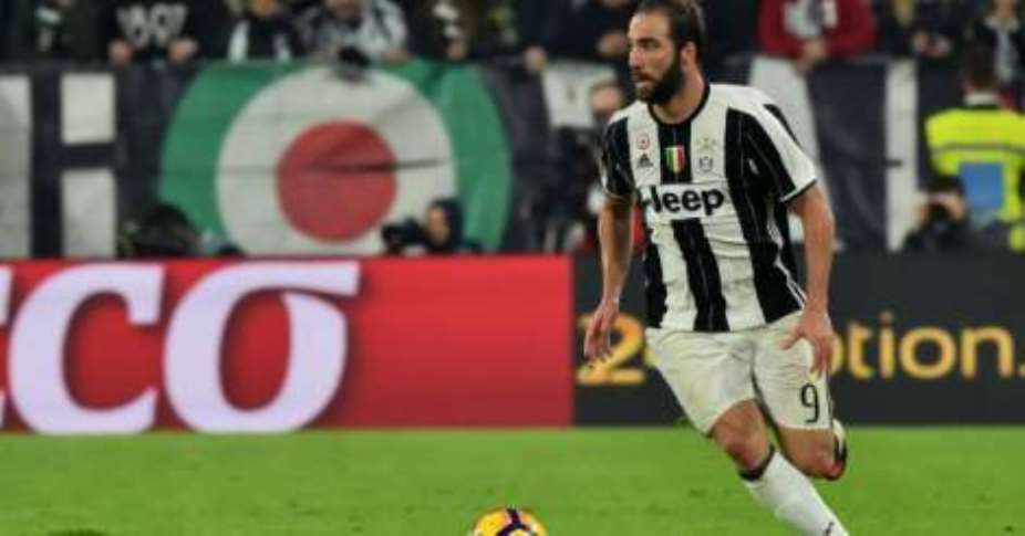 Serie A: Higuain smashes Juve winner over old club Napoli