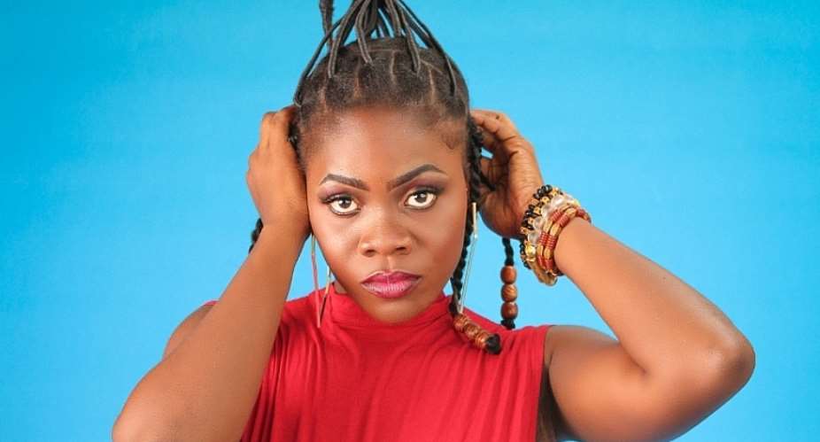 Dating A Manager Is Not Wrong - Singer Lyzzy Bae