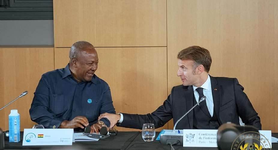 Mahama reaffirms Governments commitment to strengthening media freedom
