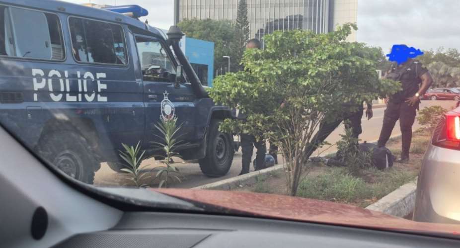 Police confirm crash involving service vehicles and motorcyclist using opposite lane at Ridge, deny victim was abandoned