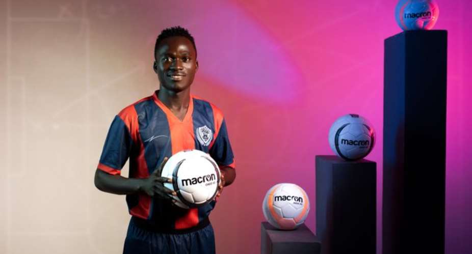 Legon Cities FC Sign Jonah Attuquaye From Berekum Chelsea