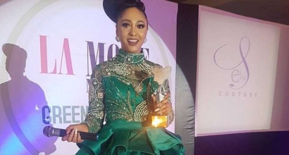 Rosaline Meurer Bags Special Award for ambassadorial support for mother and child