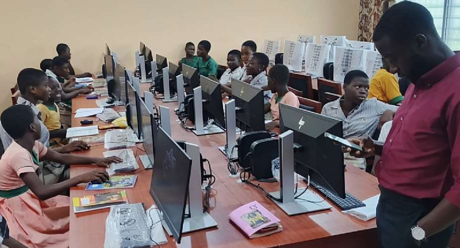 Let’s Discuss: The Rise of Digital-First News in Ghana