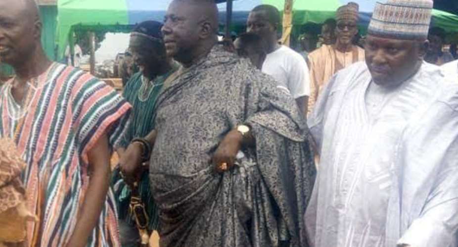 The Akwatia Chief And The Zongo Chief