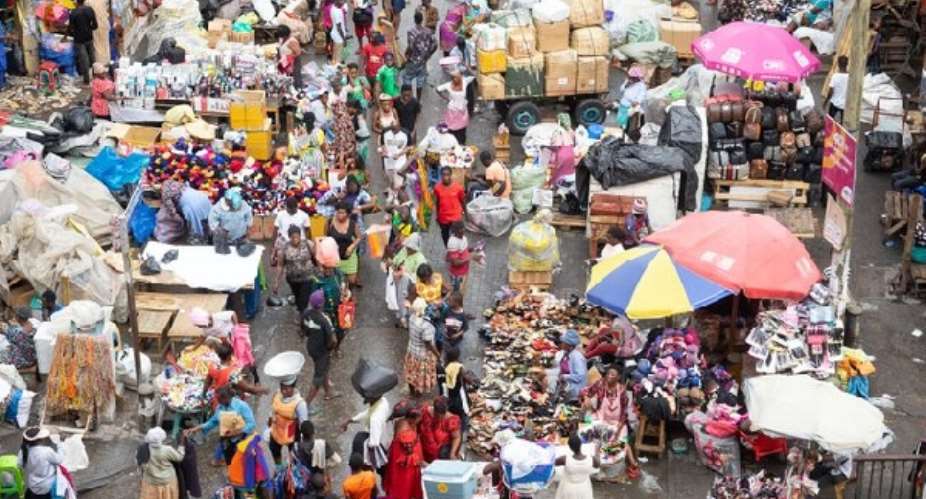 Kasoa congestion: Assembly orders traders to vacate pavements, road spaces