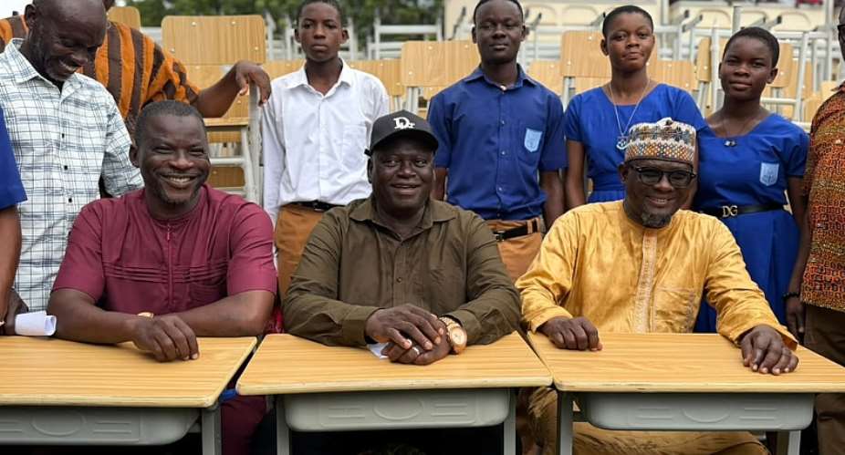 Ejura Sekyedumase receives 1,000 ultra modern furniture for 28 schools