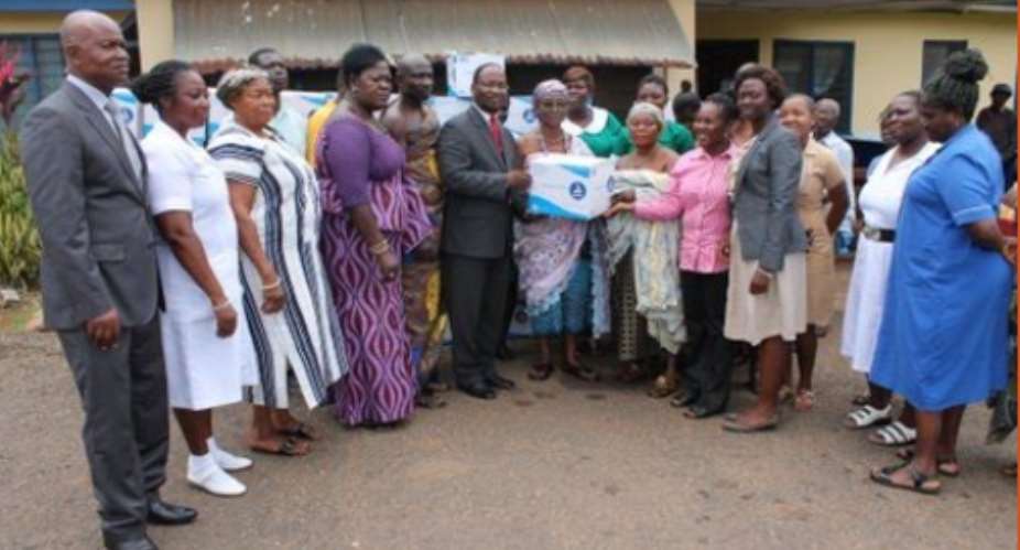 Kwakwaduam Association Of New York Donates Obstetric Delivery Kits To Akuapem Midwifery Centers