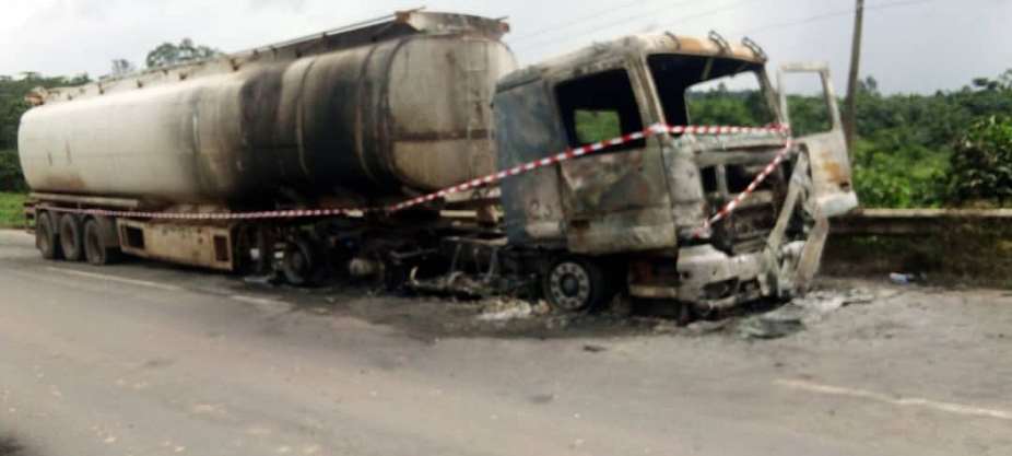 Fuel tanker catches fire on Tarkwa-Bogoso Highway