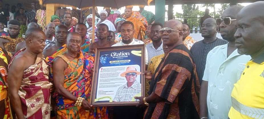 Atronie residents honour Alexiboam for helping to end 30-year chieftaincy dispute
