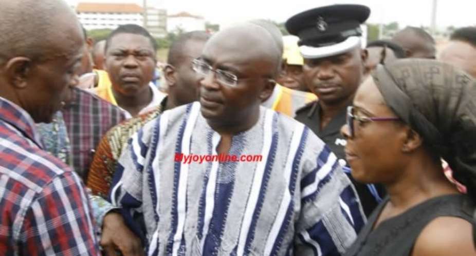 Photos: Bawumia, Other Gov't Officials Visit Gas Explosion Scene