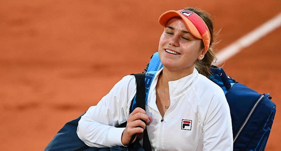 Kenin edges past Kvitova to set up Swiatek clash in French Open final
