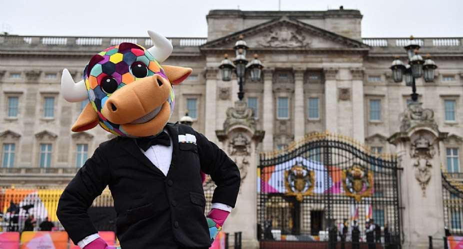 Birmingham 2022 mascot Perry was among the interested spectators at Buckingham Palace Getty Images