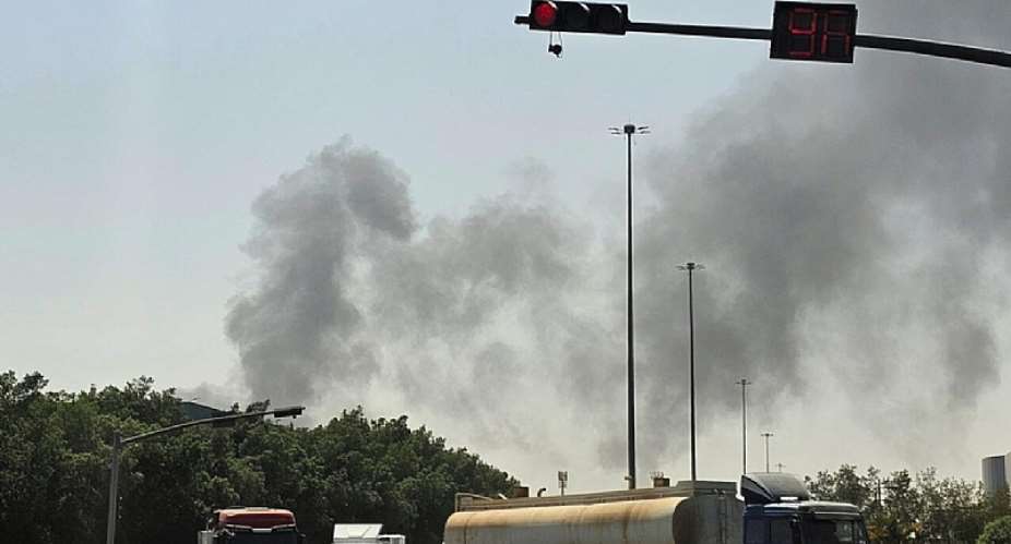Diplomats, students take shelter in Saudi capital as Yemens Houthis step up attacks