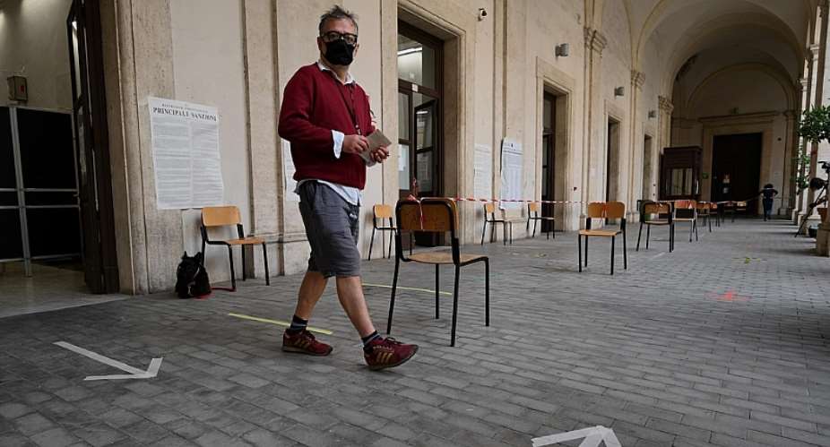 Italians forced to wear masks as Covid infections double in three days
