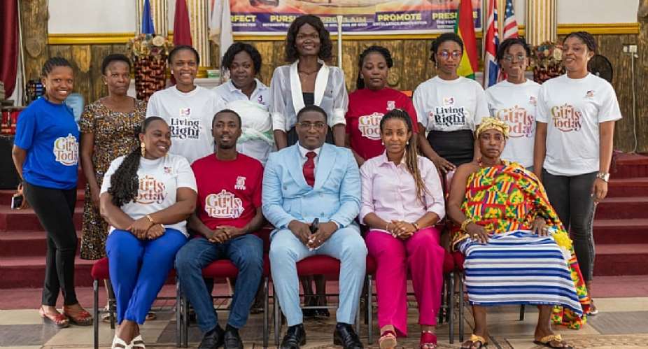 The church must intervene in the increasing departure of teachers, nurses from Ghana – Pastor