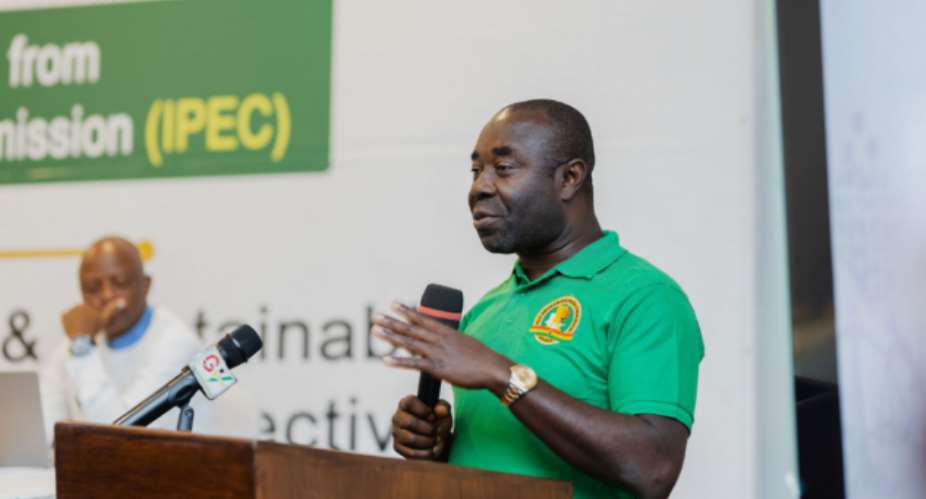 Labour Minister optimistic teachers will suspend strike by close of day