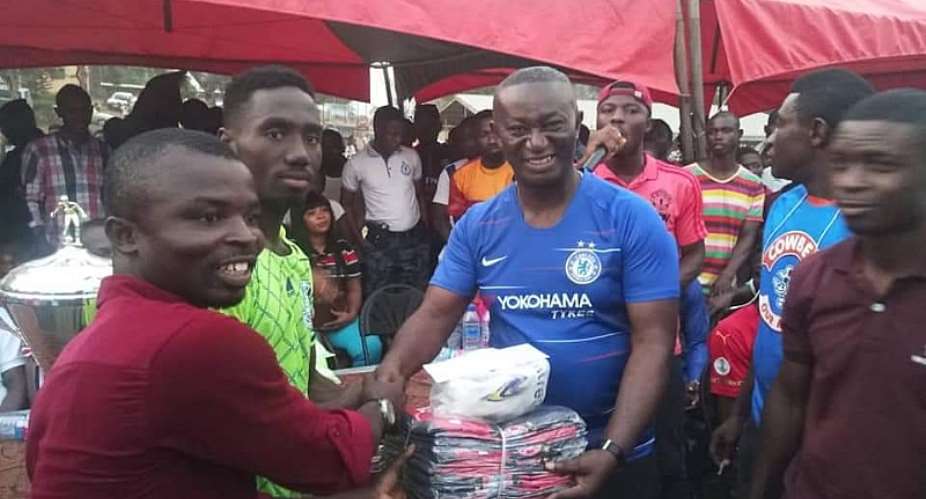 Asante Akyem North MP And DCE Donate To The Youth