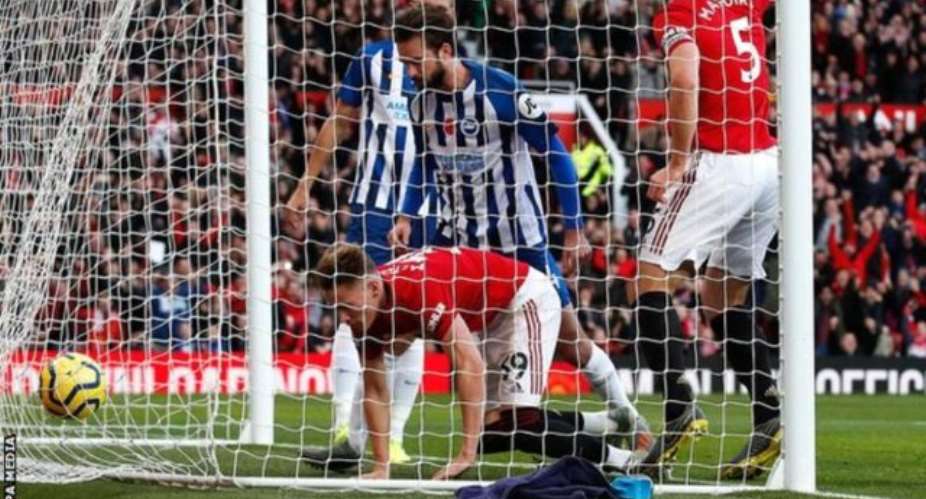 PL: Man Utd Ease To Victory Over Brighton