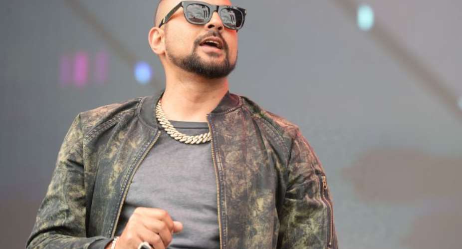 Sean Paul confirms Stonebwoy for Chi Ching Chings new album
