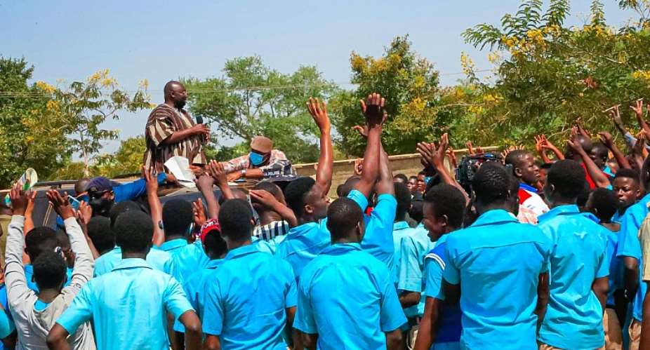 Address Us Or You Won't Go — Students Block Bawumia To Address Them