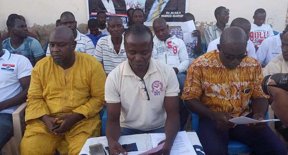 NPP Zongo Youth threaten to force Mahama out of residence