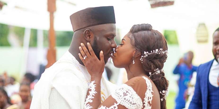 Emmanuel Frimpong Ties The Knot With Longtime Girlfriend
