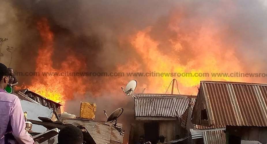 Ashanti: Fire destroys wooden structures at Dagombaline
