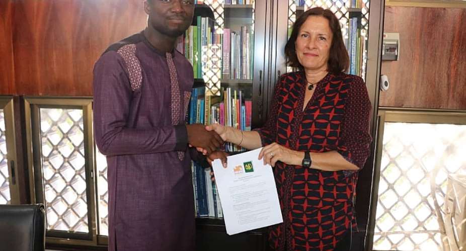 Ghana Library Authority Partners Book Aid International To Restock Libraries In Ghana