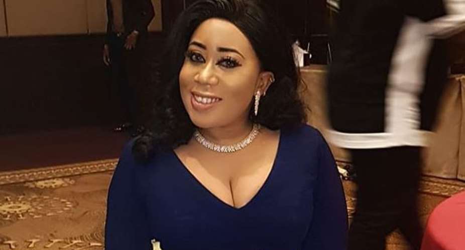 Nollywood Actress, Moyo Lawal Honoured by Nigerian High CommissionofMaylasia