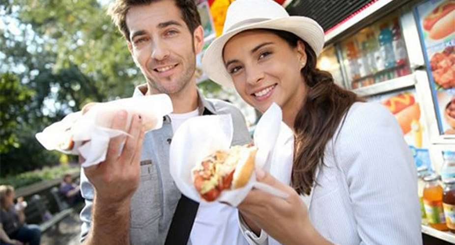 5 Ways to Find Affordable Food Anywhere You Travel