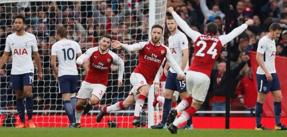 Arsenal Beat Spurs In League For First Time Since 2014