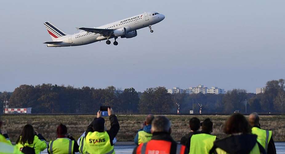 France ready to fork out further 6bn in Covid relief to bail out Air France