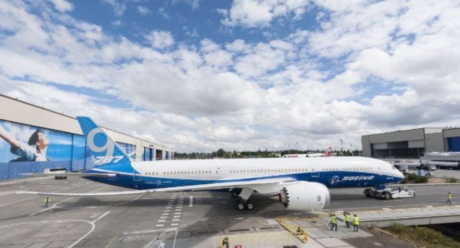 Ghana, Boeing sign MoU For Three 787-9 Dreamliner Jets