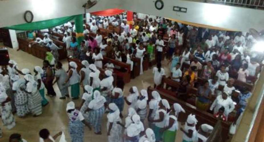 Crowded church services welcome the New Year in Kumasi